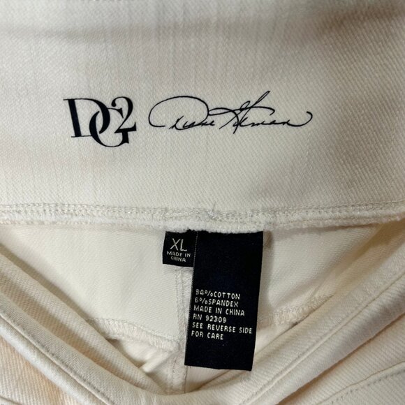 DG2 by Diane Gilman Woman’s Pants sz 12 Yellow Boot cut Stretch Pull-On Jeans - Picture 7 of 9